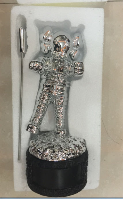 Mtv Kaws Moonman Video Music Award Silver Plated Statue 1:1 Replica Tr