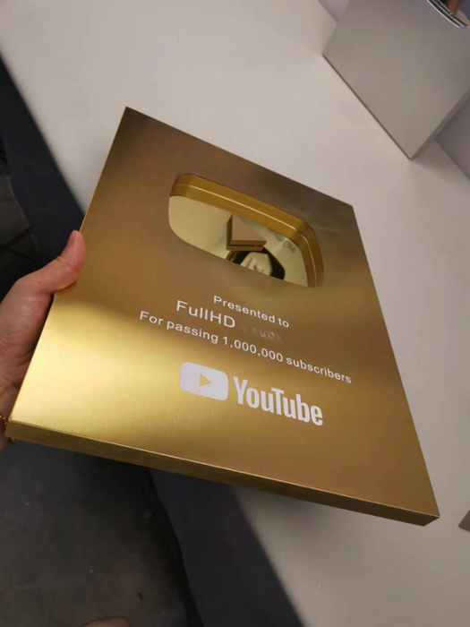Youtube Creator Awards for Subscriber Milestone Play Button 31CM Replica Trophy